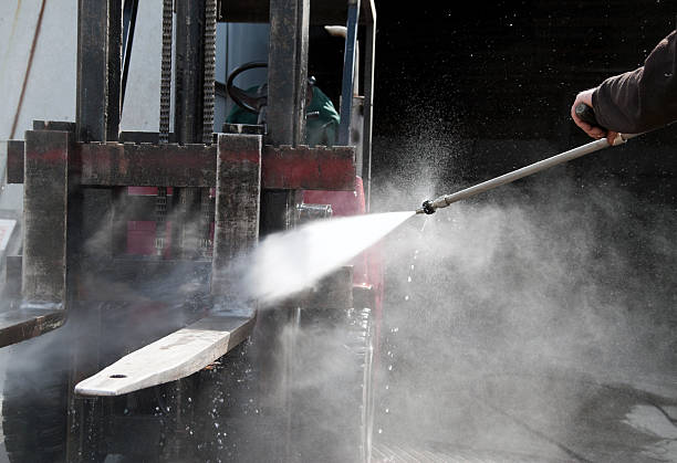 Best Driveway Pressure Washing  in Orchard Homes, MT